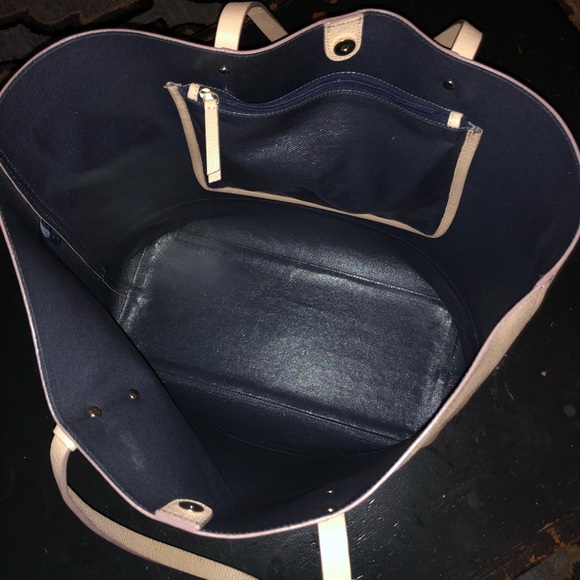 Cole Haan large leather tote - Picture 2 of 6